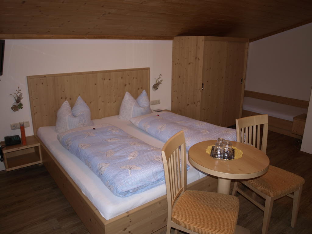 Hotel Haus Binder Ried im Zillertal Zimmer foto